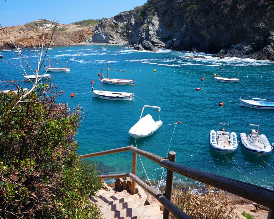 overnight trips from barcelona to the beaches