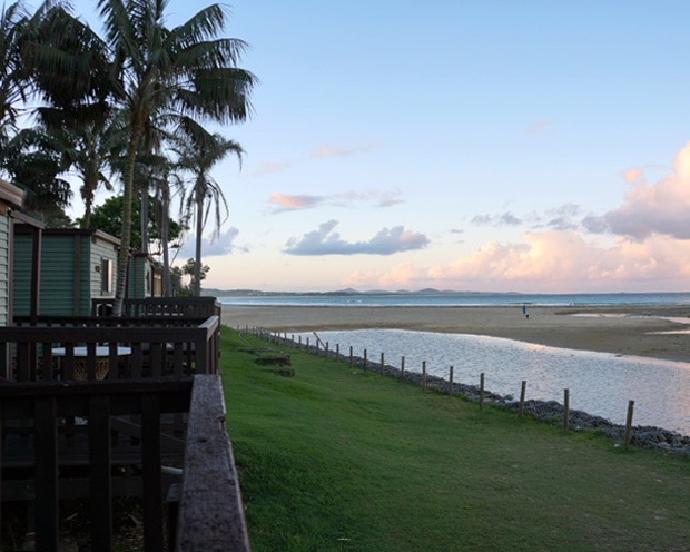 Mojosurf Camp Spot X cabin