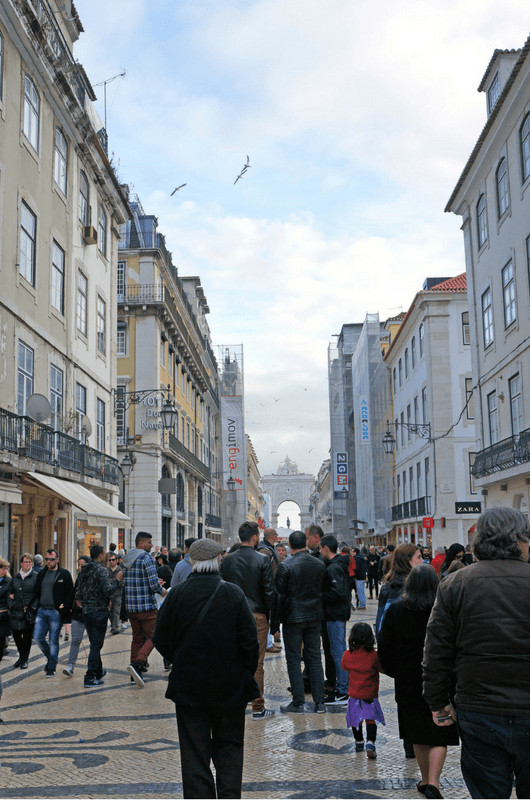 busy Rua Augusta in Lisbon