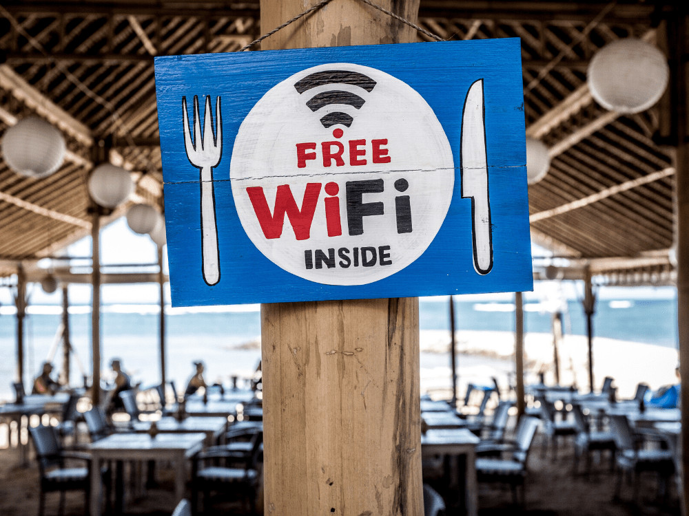 Travel wifi hotspot