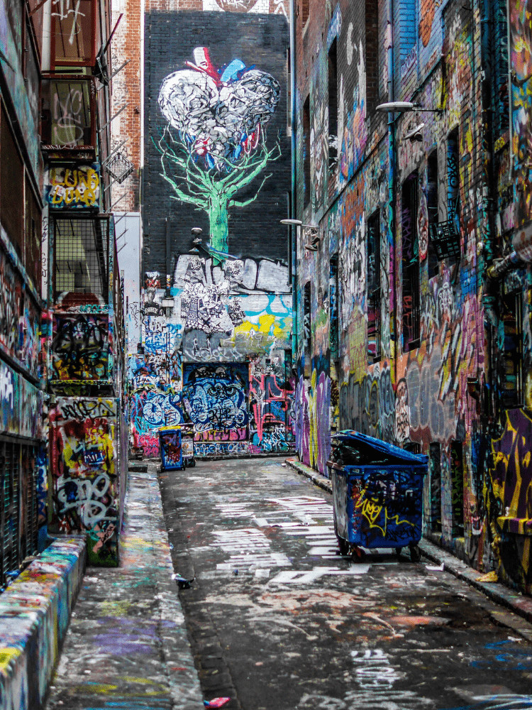melbourne accommodation near Hosier Lane in Melbourne CBD