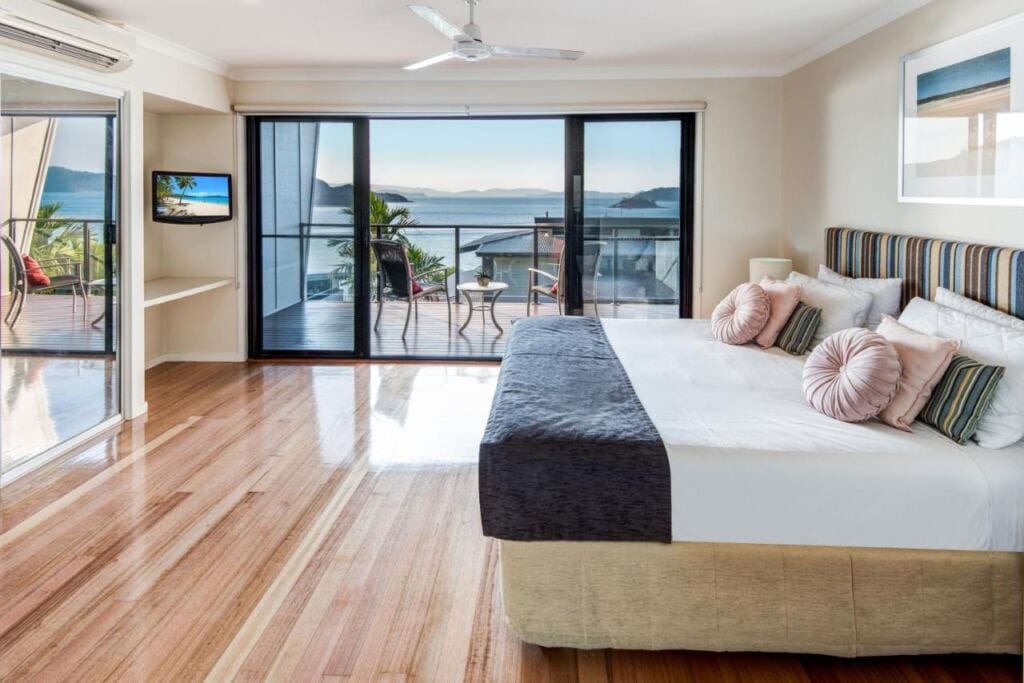 Sea View Shorelines Hamilton Island