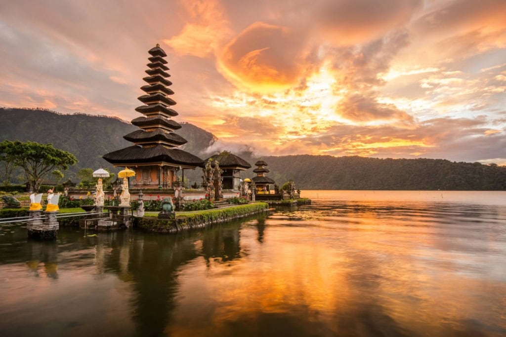 Puru Ulun Danu Bratan Temple