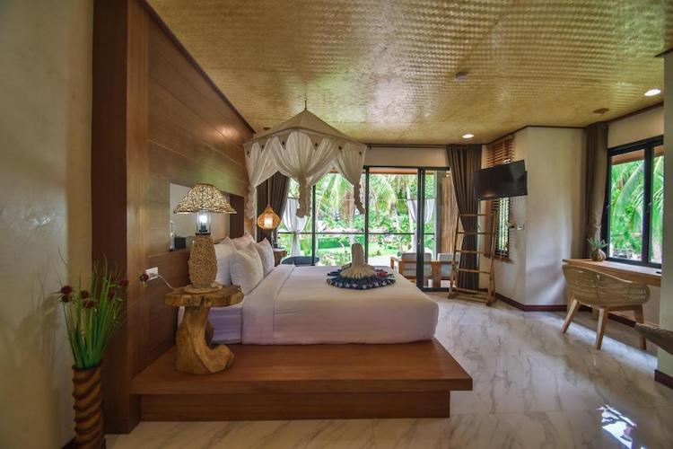 Long Beach Chalet on Koh Lanta