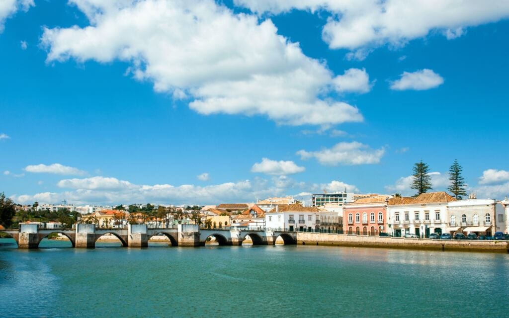 where to stay in the algarve