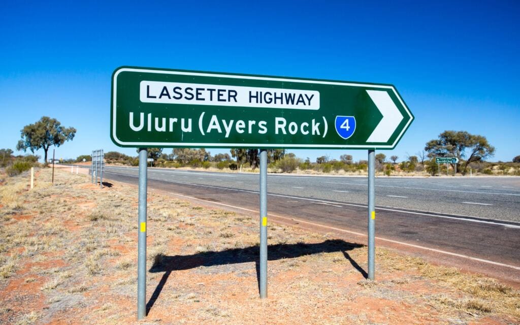 where to stay at uluru australia