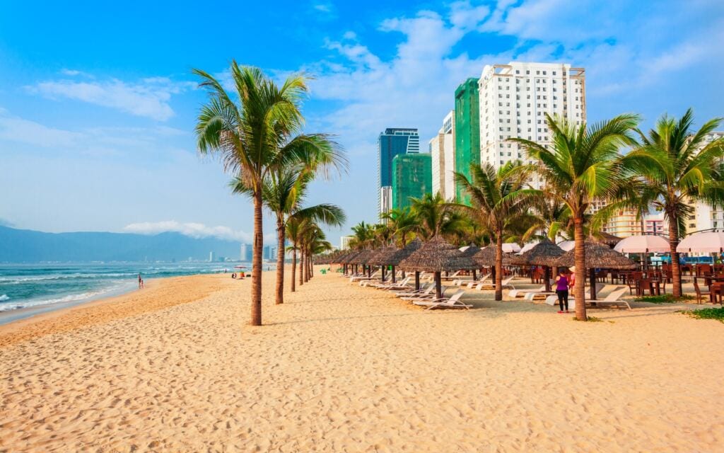 where to stay in danang