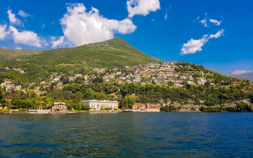 accommodation guide lake como italy
