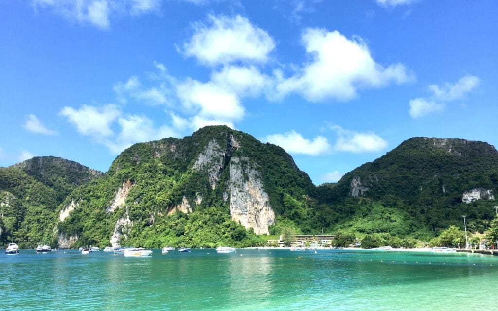 Where to stay in Phi Phi islands - Long Beach