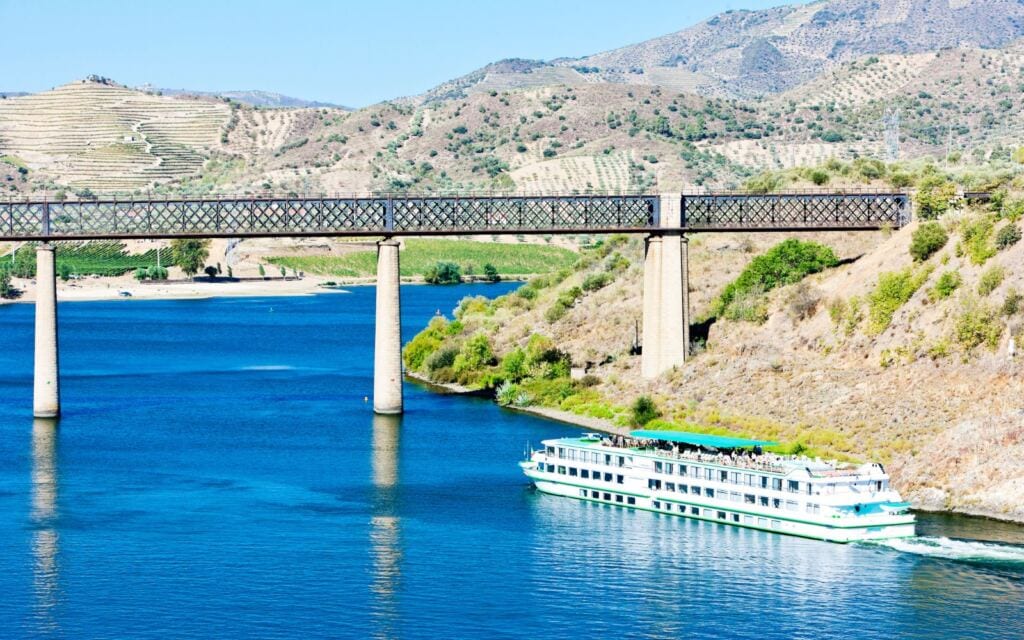 where to stay in douro valley - away from crowds