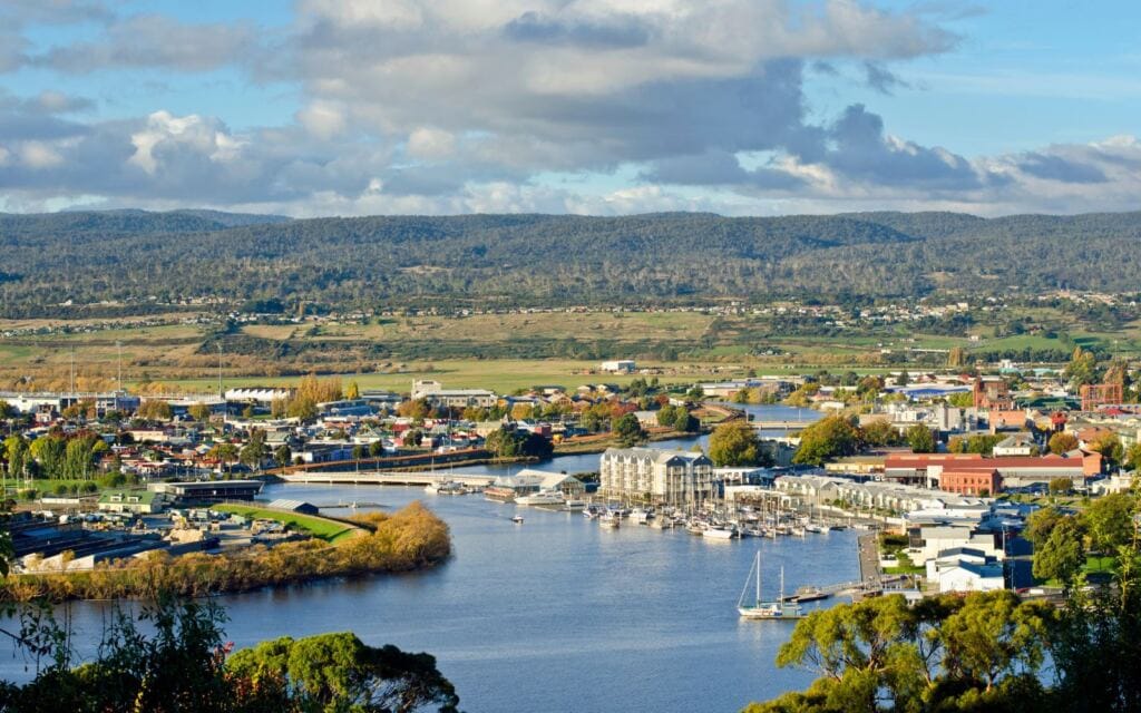where to stay in tasmania - launceston