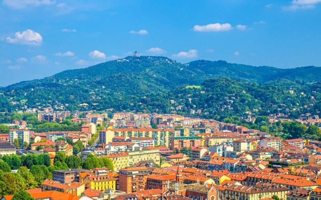 where to stay in turin - borgo po