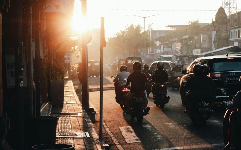 bali traffic at night