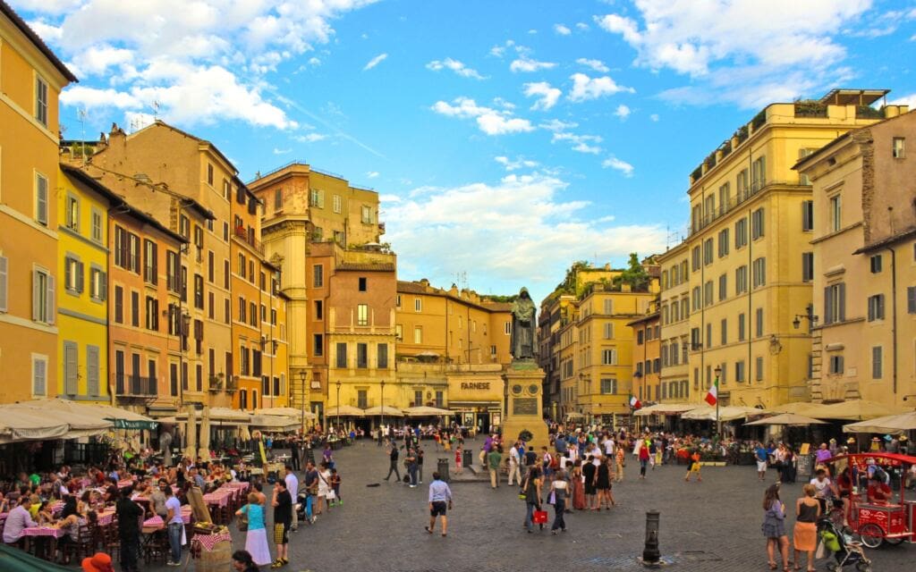 where to stay in rome - campo di fiori