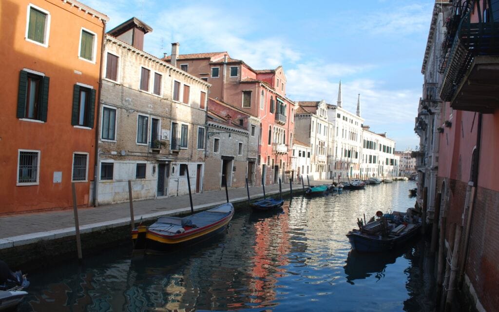 where to stay in venice - cannaregio