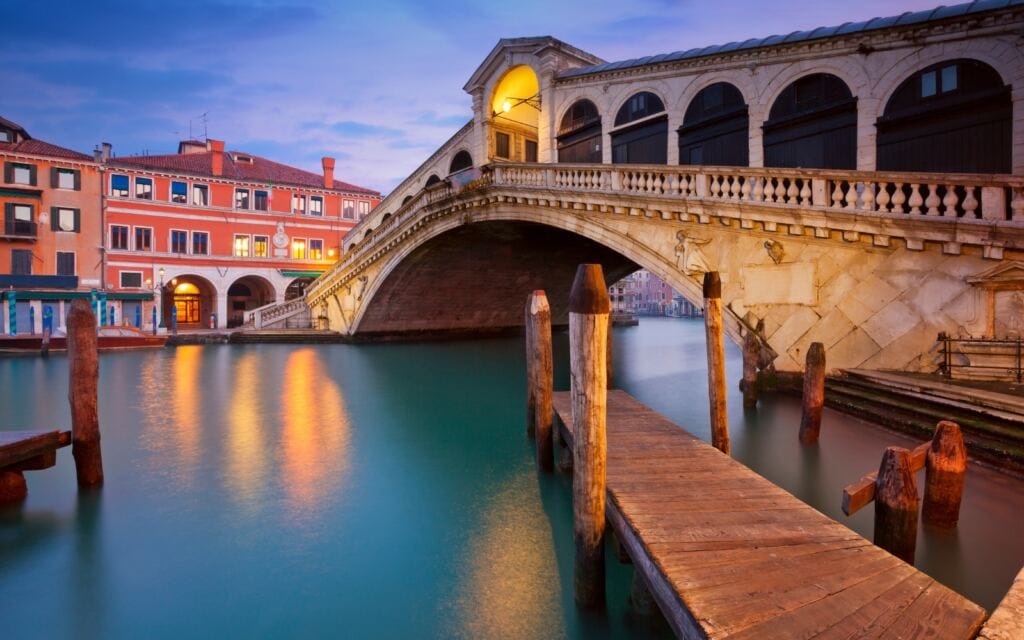 where to stay in venice - lido