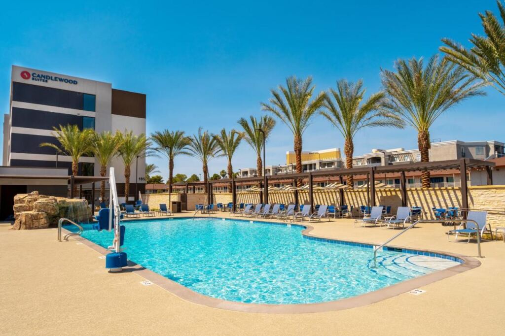 Swimming pool in Candlewood Suites.
