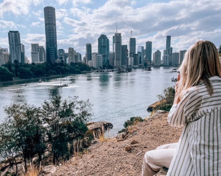 Brisbane itinerary skyline views from Kangaroo Point cliffs