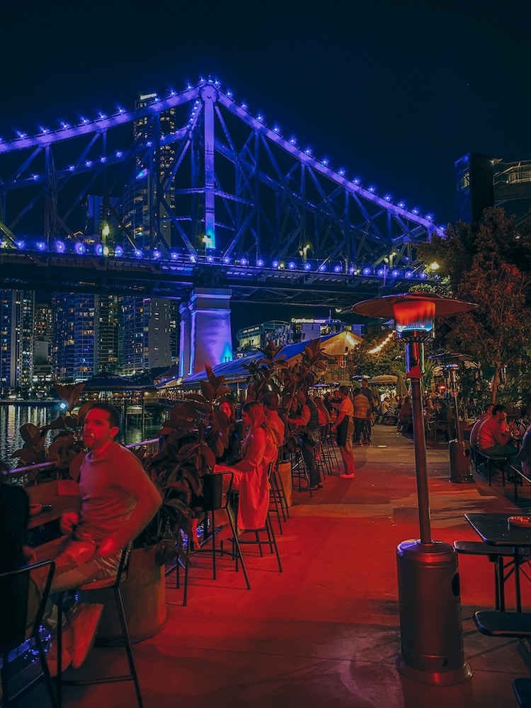 Felons at night Howard Smith Wharves and Story Bridge