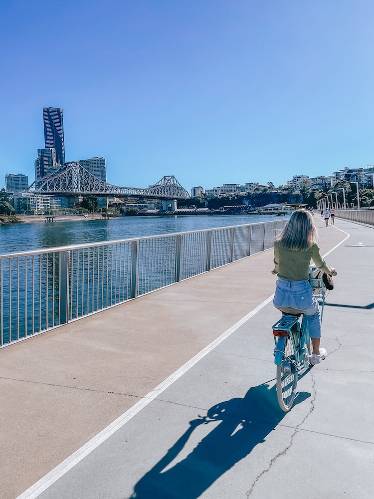River Walk Brisbane CBD to New Farm