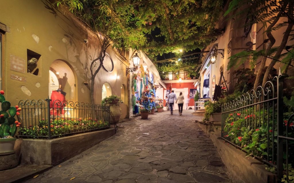Visiting Positano streets at night