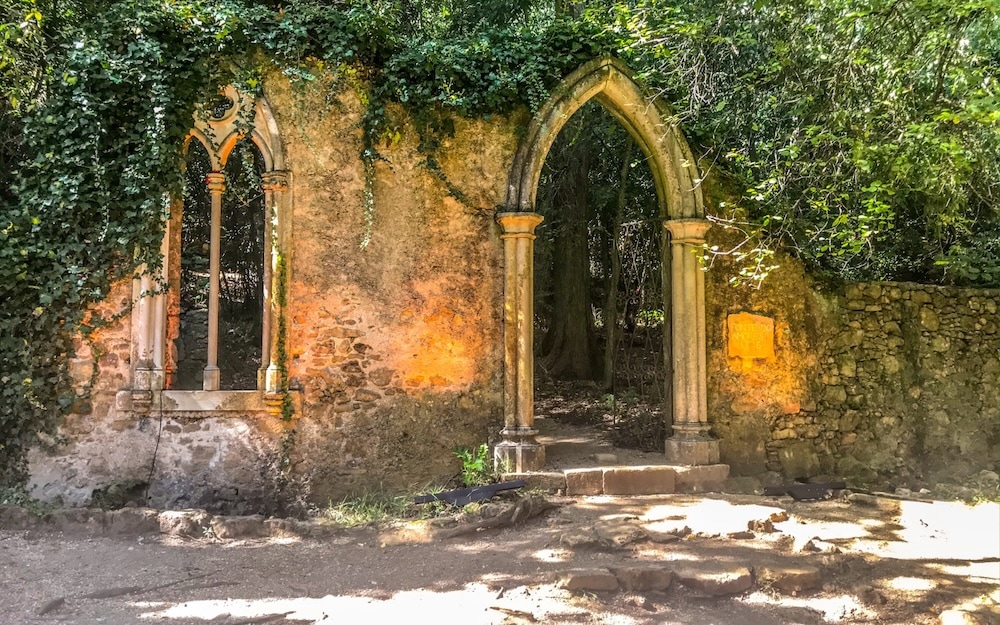 Lovers Fountain at Quinta das Lagrimas