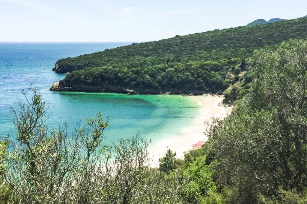 Visit one of the best beaches in Portugal- Praia dos Galapinhos