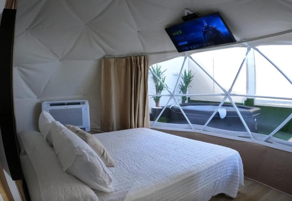 Belmonte capsular interior bedroom