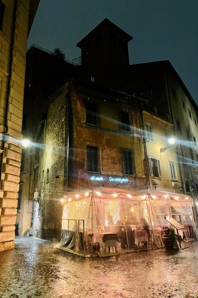the cobbled street of Rome at night