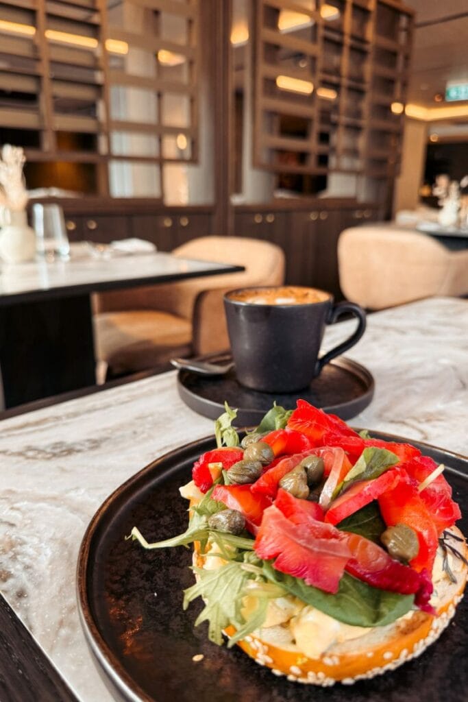Club InterContinental Auckland breakfast
