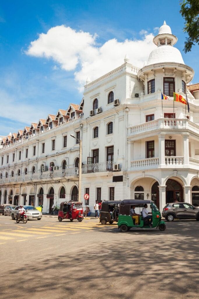 Kandy hotels for honeymoon