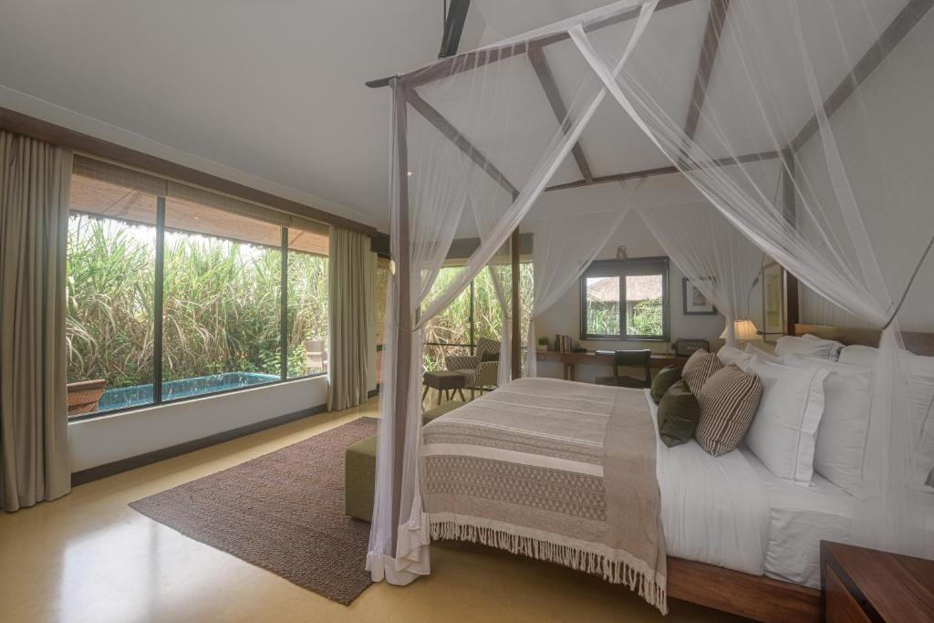 Luxury Stay at Water Garden Sigiriya