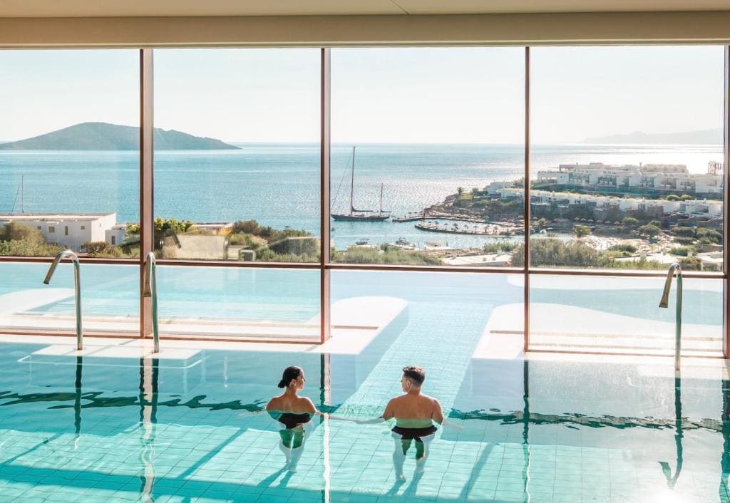 where to stay in crete